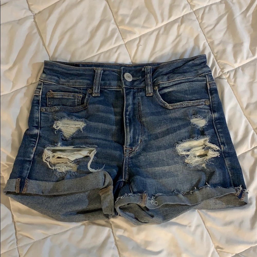 AMERICAN EAGLE - High Rise Shortie Shorts